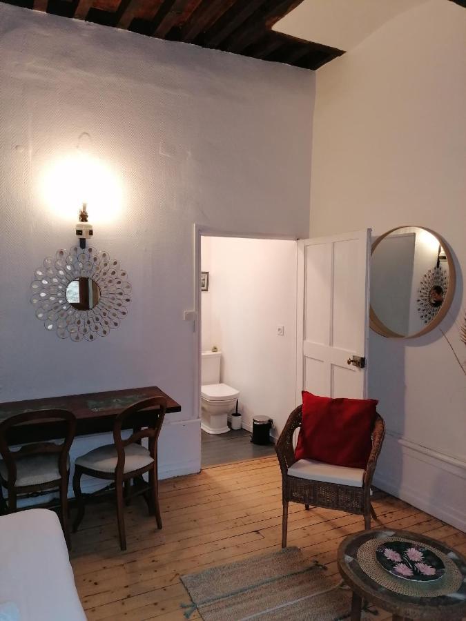 Le Studio Du 6 Apartment Dole Exterior photo